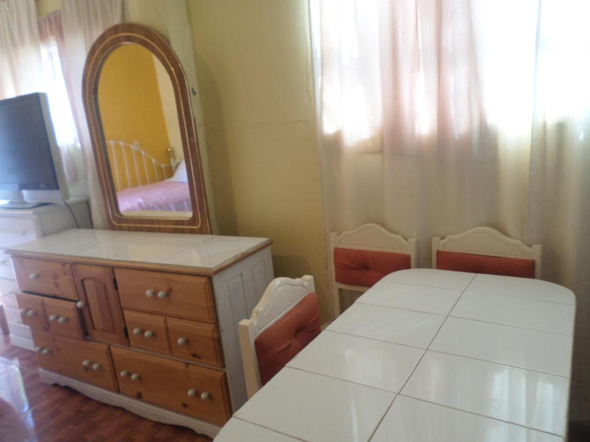 Hospedaje Barato Mi Casita De Colores 티후아나 외부 사진