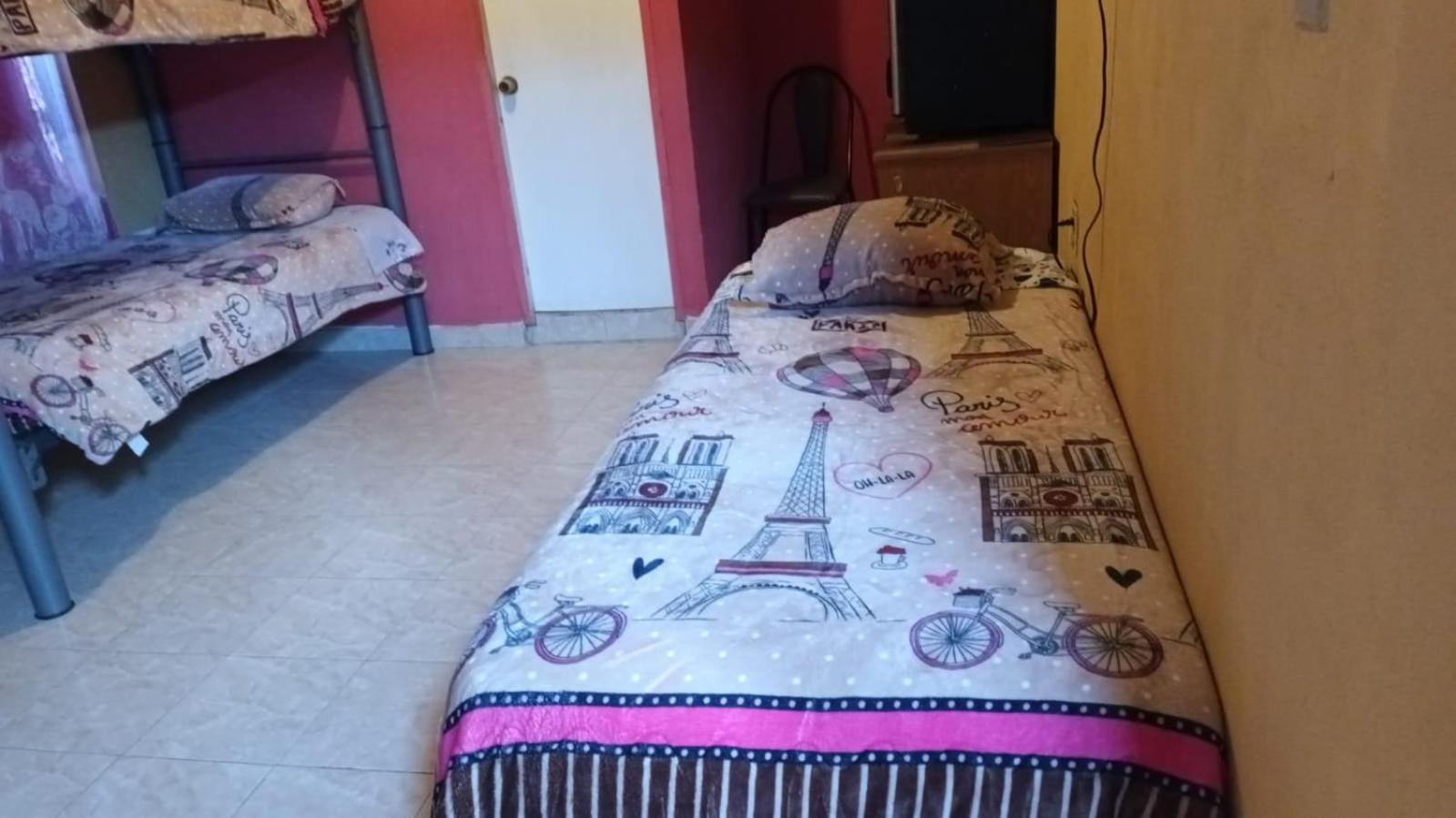 Hospedaje Barato Mi Casita De Colores 티후아나 외부 사진