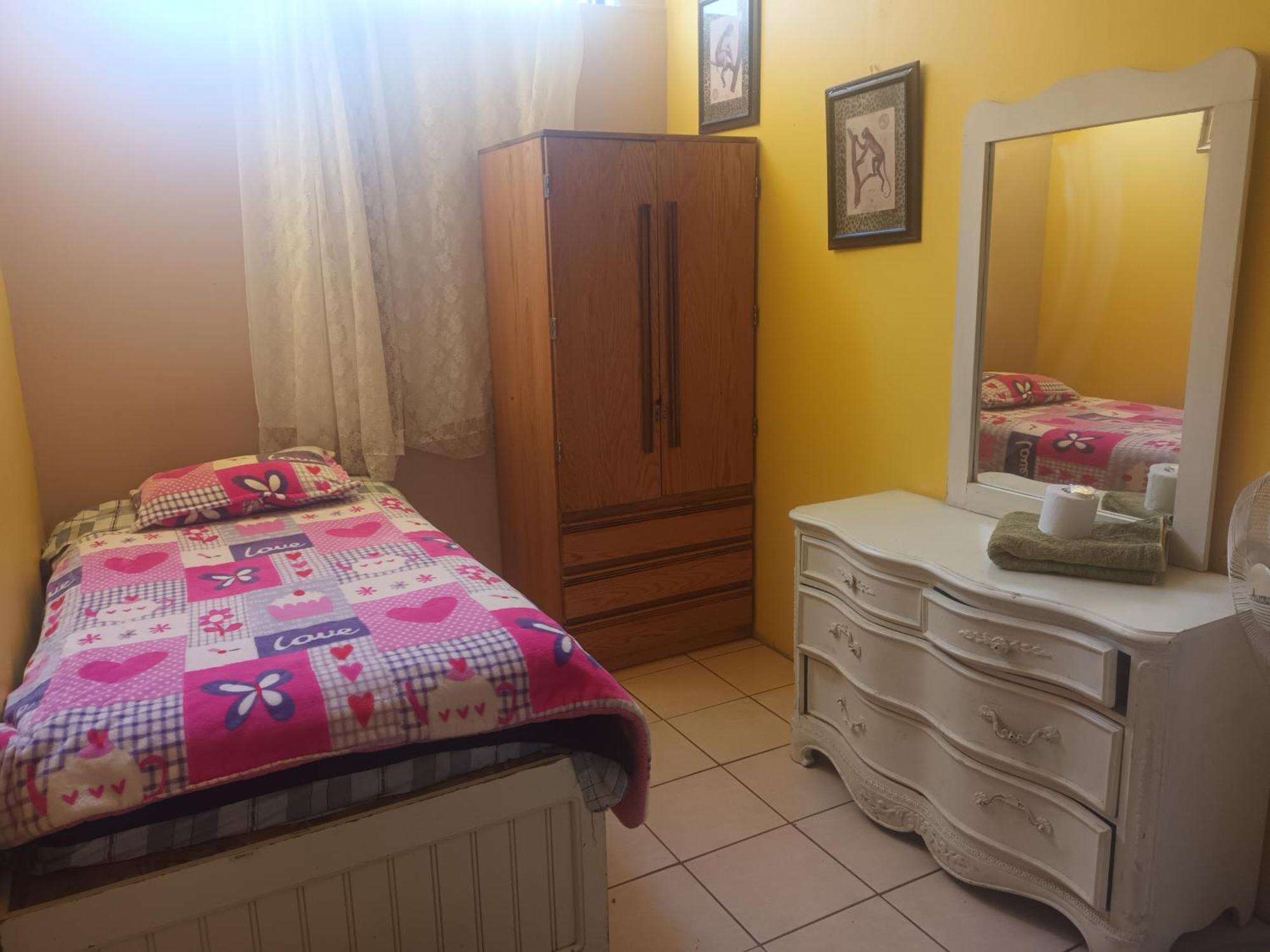 Hospedaje Barato Mi Casita De Colores 티후아나 외부 사진