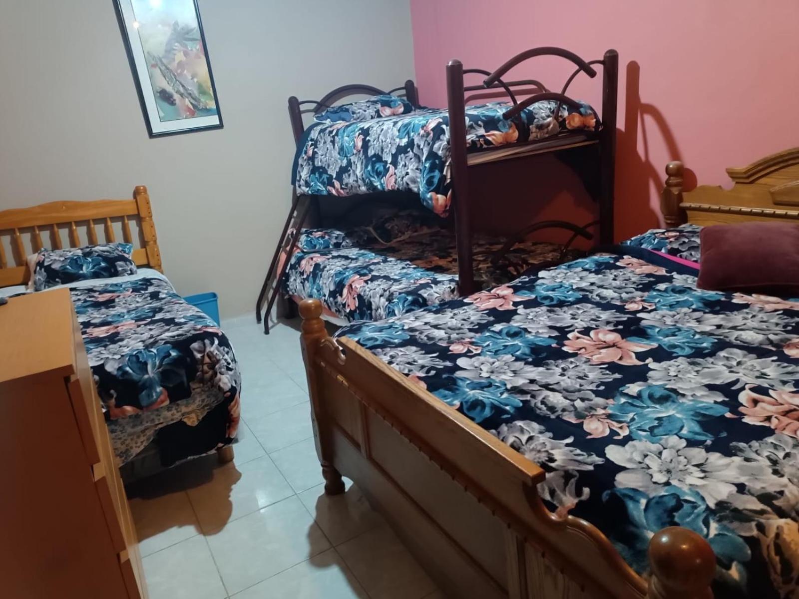 Hospedaje Barato Mi Casita De Colores 티후아나 외부 사진