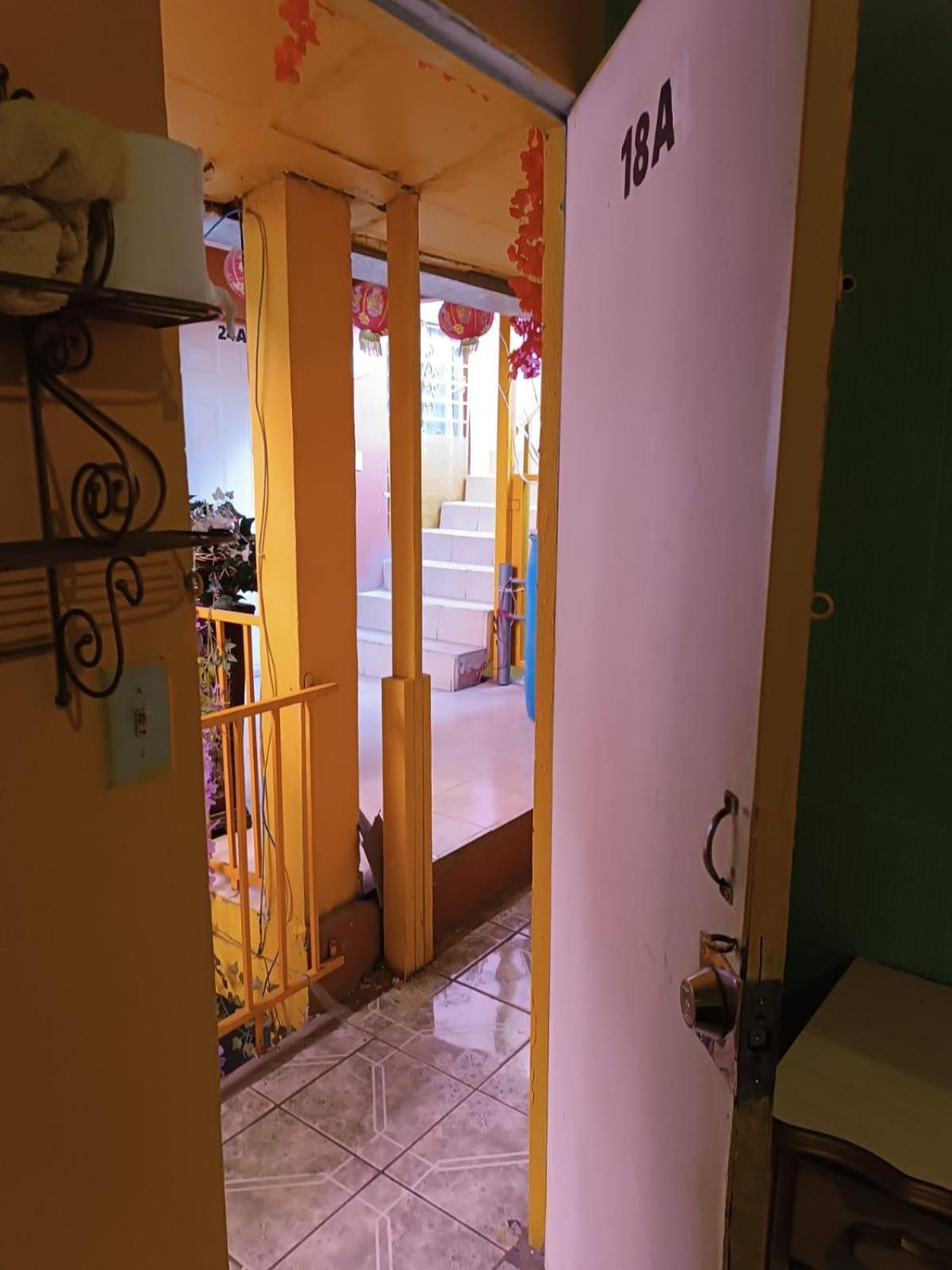 Hospedaje Barato Mi Casita De Colores 티후아나 외부 사진